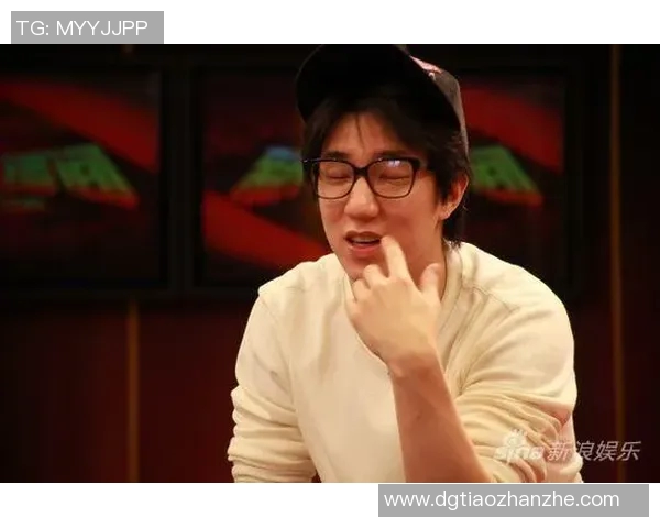 从青涩少年到足球巨星的心路历程与成长故事 从青涩少年到足球巨星的心路历程与成长故事