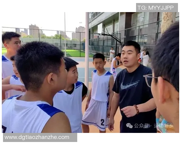 夏日炎炎送祝福篮球明星们在赛场上挥洒汗水追逐梦想的精彩瞬间 夏日炎炎送祝福篮球明星们在赛场上挥洒汗水追逐梦想的精彩瞬间